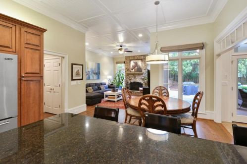 2169 Cumberland Dr, Smyrna GA  30080-4601 exterior