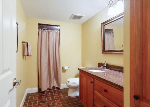 1704 Brant Cir, Saint Paul MN  55122-2290 exterior