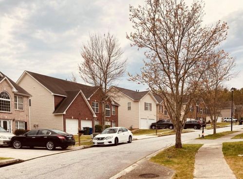 4927 Bottle Brush Ct, Lithonia, GA 30039-7638