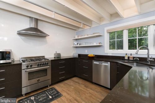 9 Lytle St, Princeton NJ 08542-3116 exterior