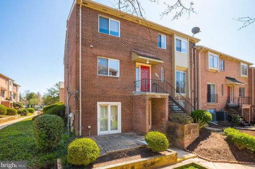 4630 Conwell Dr, Annandale, VA 22003-3521