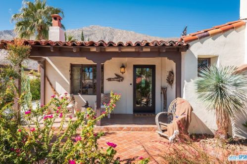 557 Calle Encilia, Palm Springs, CA 92264-7405