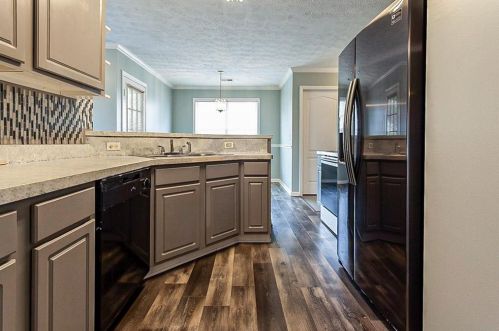 25 Linsley Way, Porterdale, GA 30016-7310