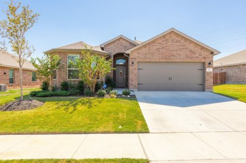 313 Running Water Trl, Fort Worth, TX 76131-4564