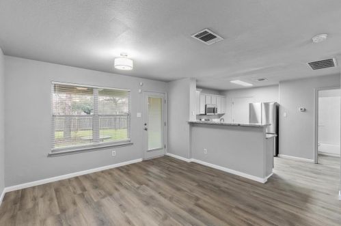 3111 Etheredge Dr, Austin TX  78725-4767 exterior