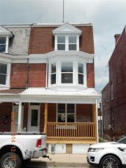 1129 Poplar St, York, PA 17403-1826