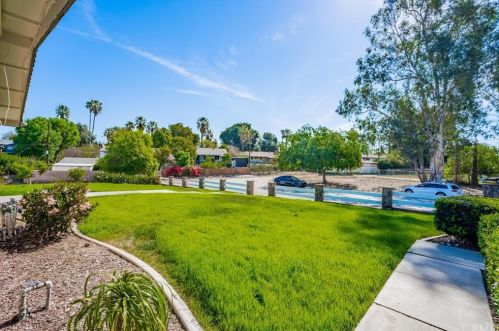 5953 Grand Ave, Riverside CA  92504-1369 exterior