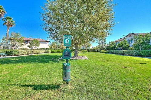 11369 Brookglen Ct, Riverside, CA 92505-5100