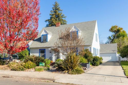 910 Pleasant Ave, Lodi, CA 95240-1130