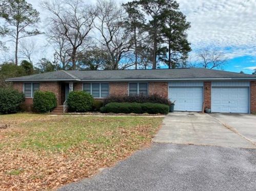 114 Emanuel Dr, Cayce-West Columbia, SC 29169-5309