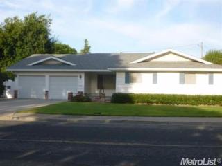 180 Elena Ct, Turlock, CA 95380-4233