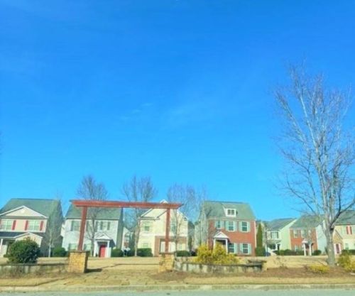 3182 Imperial Cir, Atlanta, GA 30311-5209