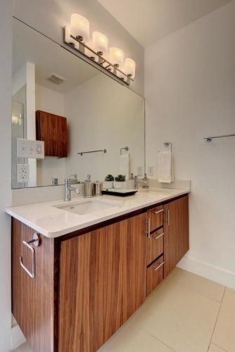 1801 2nd St, Austin TX  78702-4430 exterior