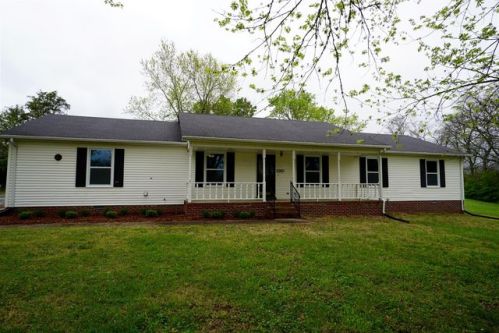 7390 Almaville Rd, Triune, TN 37014-4918