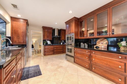 11475 Round House Ct, Rancho Cordova, CA 95670-7714