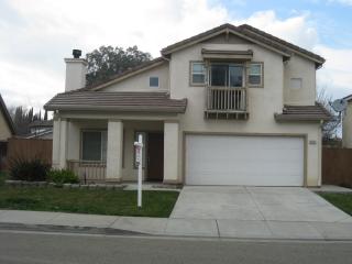 2107 Isabel Virginia Dr, Tracy, CA 95377-2282