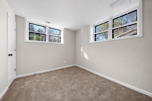 3740 High Pt Ln, Atlanta GA  30331-7906 exterior