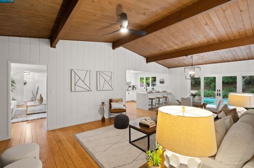 167 Hall Dr, Orinda, CA 94563-3657