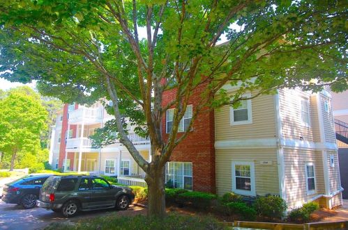 4375 Orchard Park Ct, Stone Mountain, GA 30083-1200