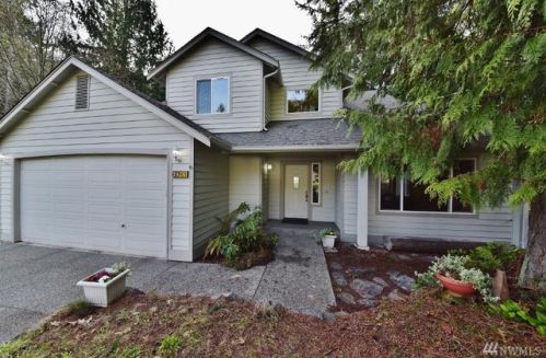 6011 Whale Dancer Ct, Suquamish, WA 98392-9648
