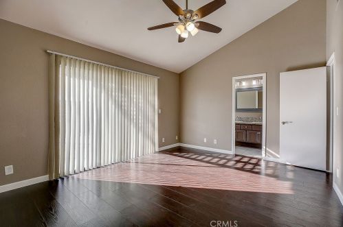 2544 Lark Ellen Ln, Anaheim CA  92806-5606 exterior