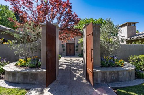 11009 Mallard Ct, Valley Home, CA 95361-8884