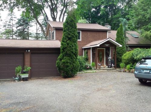 34 Old Tannery Rd, Upper Stepney, CT 06468-2544