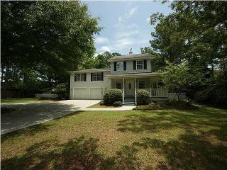 6330 The Blarney Stone, Ravenel, SC 29470-5240
