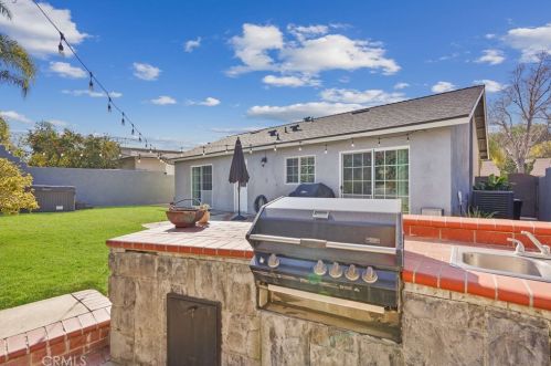 250 Sagamore St, Anaheim CA  92807-2811 exterior