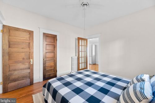 9112 Glenridge Rd, Silver Spring MD 20910-2127 exterior