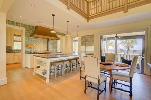 367 Pelican Flight Dr, Isle Of Palms SC  29451-9411 exterior