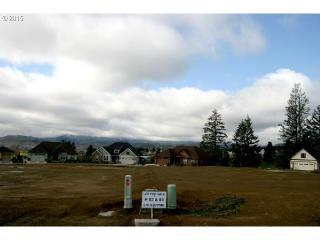 569 Wildcat Canyon Rd, Sutherlin OR  97479-8817 exterior