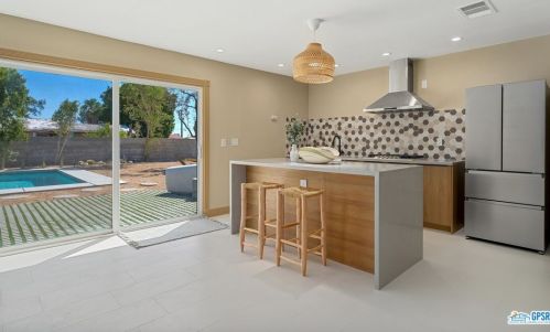 2190 Deborah Rd, Palm Springs, CA 92262-3414