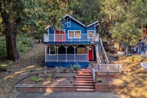 812 Cathedral Dr, Aptos, CA 95003-2900