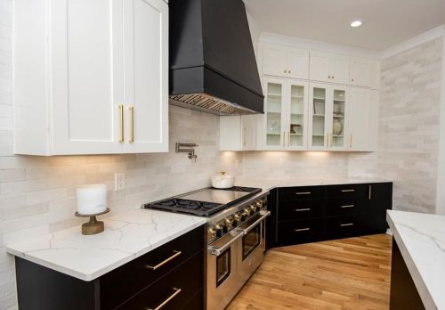 4090 Sandy Lake Dr, Lithonia, GA 30038-3800
