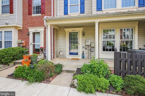 8303 Duck Hawk Way, Lorton, VA 22079-2825