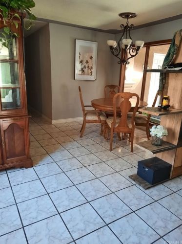 2235 Northbend St, Riverside, CA 92501-2127