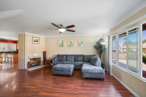 13239 Wanesta Dr, Poway, CA 92064-4623