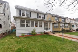 425 Verona Ave, Elizabeth, NJ 07208-1429