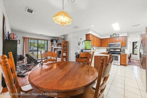 95 Old Orch Ln, Tinton Falls NJ 07712-2569 exterior