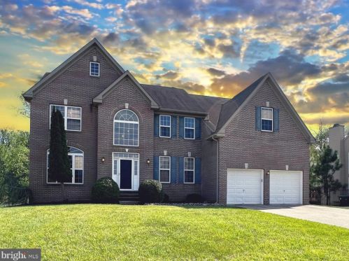 9 Beaver Dam Dr, Erial, NJ 08081-5673