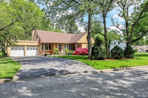 165 11th Ave, Paterson, NJ 07506-1155