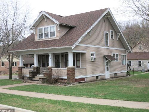 613 River St, Palmdale, MN 55084-9700