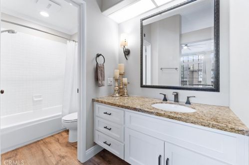 537 Hollydale Ln, Anaheim CA  92808-1931 exterior