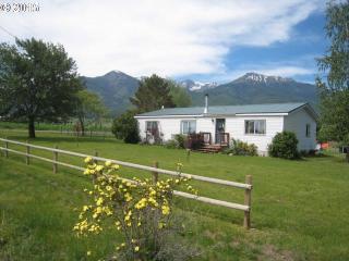 64158 Hurricane Creek Rd, Enterprise, OR 97828-3091