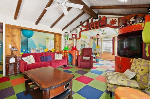 1543 Harle Pl, Anaheim CA  92802-2510 exterior