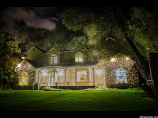 12433 Deer Cv, Draper, UT 84020-9107