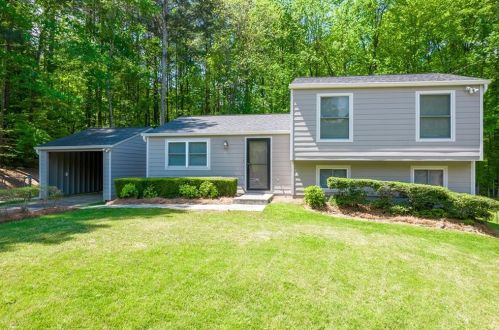 3047 Nelson Dr, Duluth, GA 30096-3742