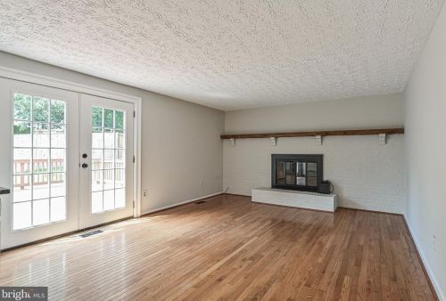 8407 Paige Glen Ave, Springfield VA  22152-3543 exterior