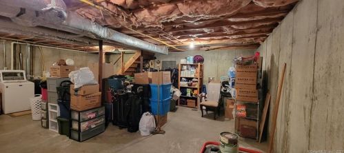 3 Observatory Pl, Norwalk CT  06854-4107 exterior